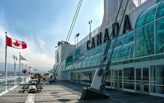 8 Must-See Spots in Vancouver: A Local-Inspired Travel Guide